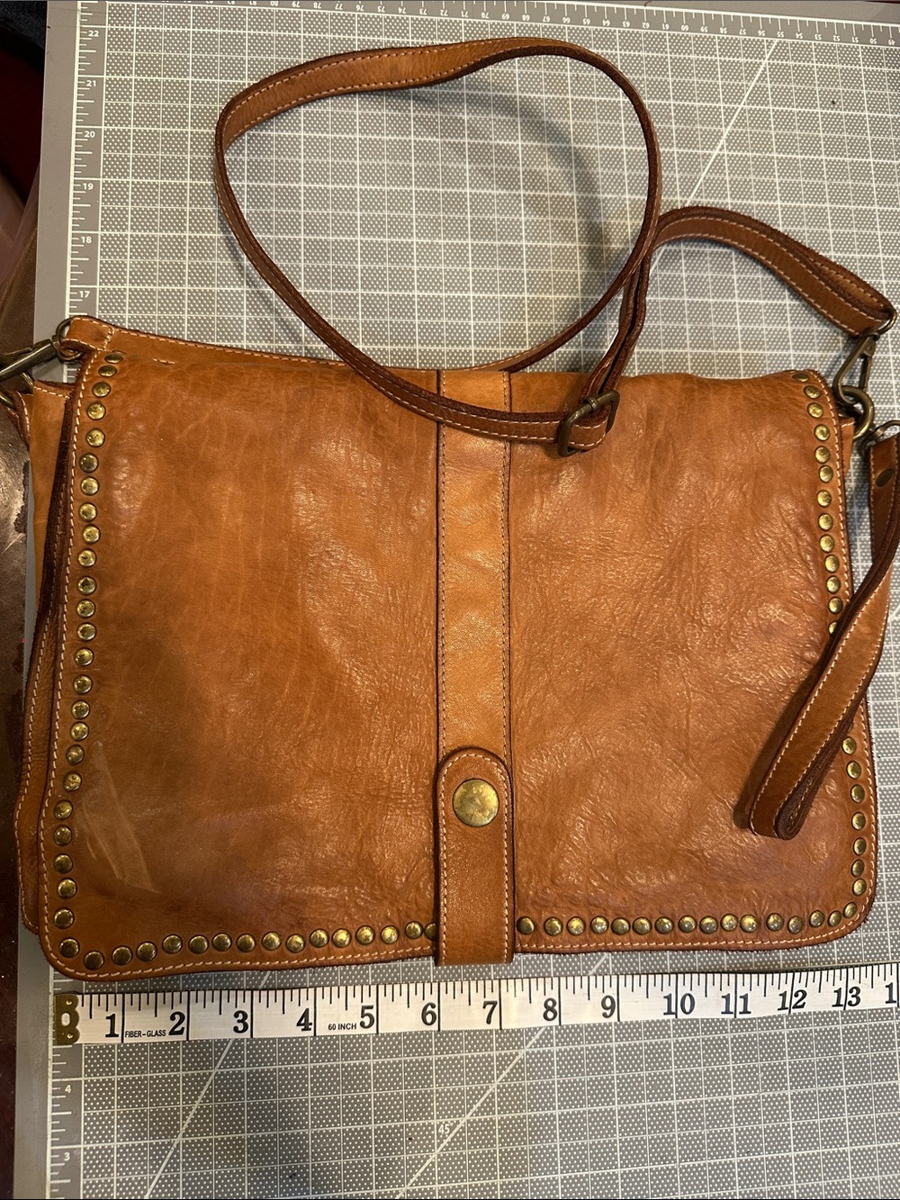 Italian leather saddle bag Stud-Trim Crossbody Bag